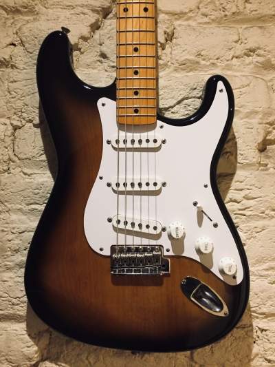 Fender Japanese Stratocaster 57 Reissue Sunburst 1999/02